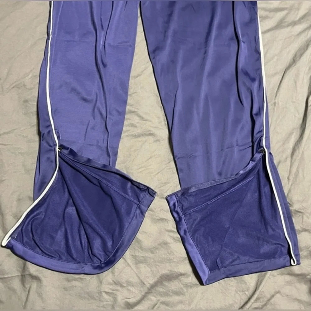Nike purple athletic